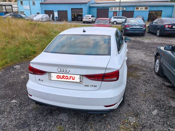 2018 Audi A3 III (8V) Рестайлинг, белый, 1400000 рублей - вид 5