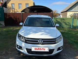 2015 Volkswagen Tiguan I Рестайлинг, белый, 1750000 рублей, вид 1