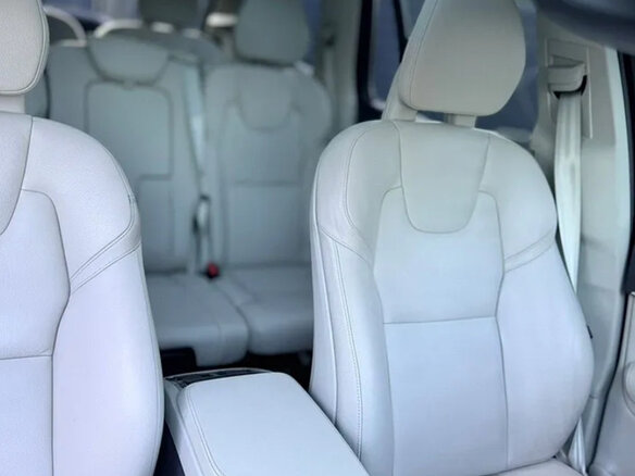 2021 Volvo XC90 II Рестайлинг 1, чёрный, 4100000 рублей - вид 8
