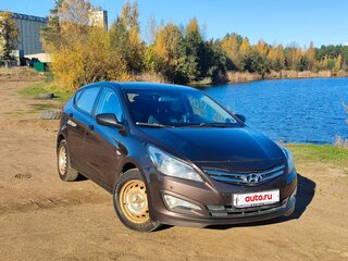 2015 Hyundai Solaris I Рестайлинг, коричневый, 1350000 рублей, вид 3