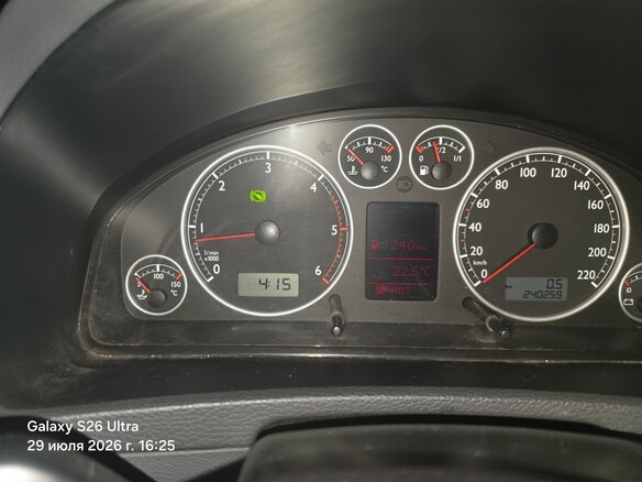 2008 Volkswagen Multivan T5, чёрный - вид 2