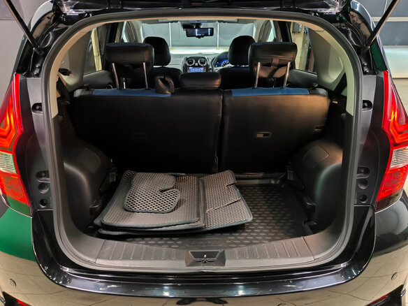 2018 Nissan Note e-Power II Рестайлинг, чёрный, 1100000 рублей - вид 18