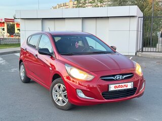 2012 Hyundai Solaris I, красный, 750000 рублей, вид 4