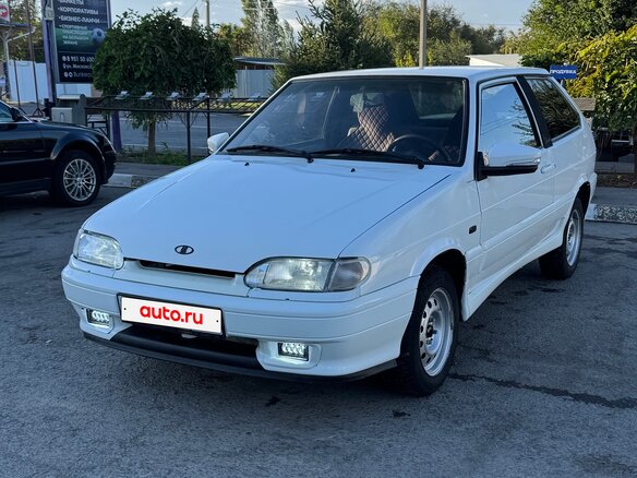 2010 Lada (ВАЗ) 2113, белый, 245000 рублей