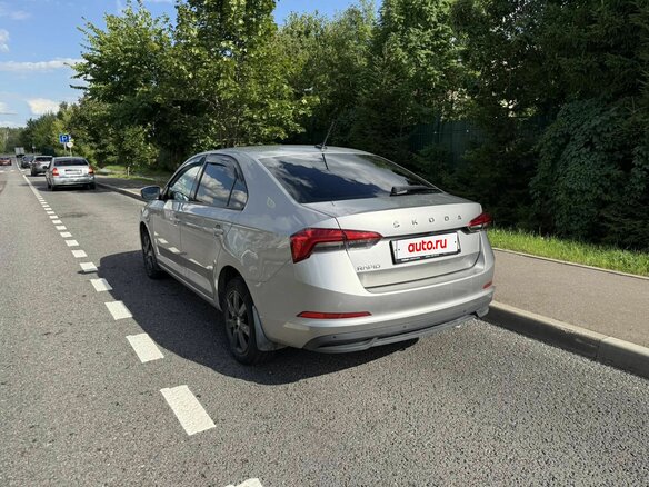 2021 Skoda Rapid II, серый - вид 11