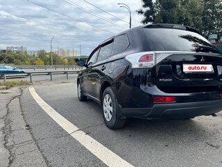 2013 Mitsubishi Outlander III, чёрный, 1090000 рублей, вид 2