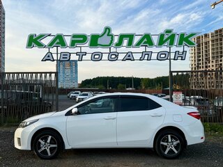 2014 Toyota Corolla XI (E160, E170, E180), белый, 1199000 рублей, вид 3