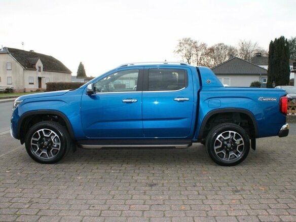 2026 Volkswagen Amarok II, синий, 9970000 рублей - вид 4