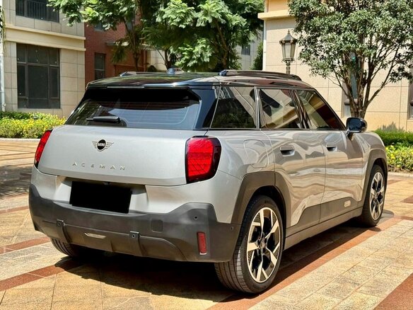 2025 Mini Aceman E, серебристый, 2810000 рублей - вид 7