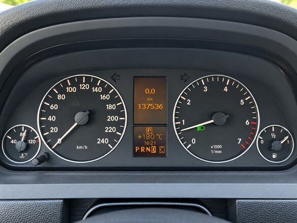 2009 Mercedes-Benz A-Класс 180 II (W169) Рестайлинг, пурпурный, 790000 рублей - вид 19