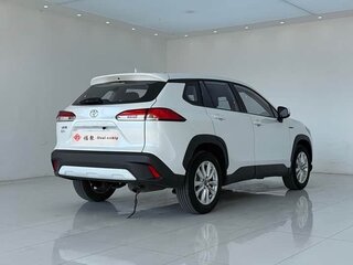 2023 Toyota Corolla Cross I, белый, 1776000 рублей, вид 5