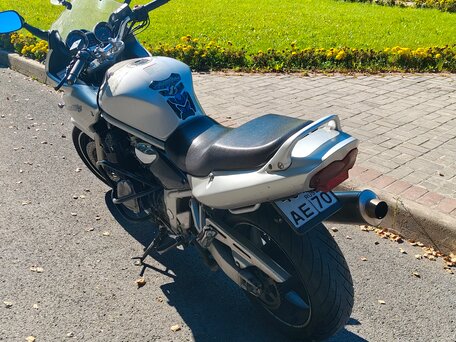 2006 Suzuki Bandit 1200, серебристый, 385000 рублей, вид 4