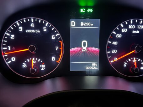 2022 Kia Rio IV Рестайлинг, серый, 2450000 рублей, вид 5