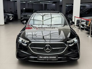 2026 Mercedes-Benz E-Класс 300 VI (W214, S214), чёрный, 9490000 рублей, вид 3