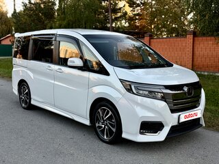 2019 Honda Stepwgn V Рестайлинг, белый, 2590000 рублей, вид 1