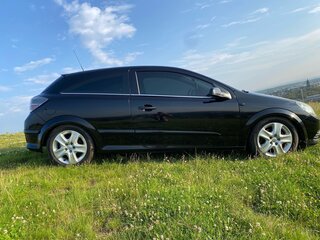 2008 Opel Astra GTC H Рестайлинг, чёрный, 500000 рублей, вид 2