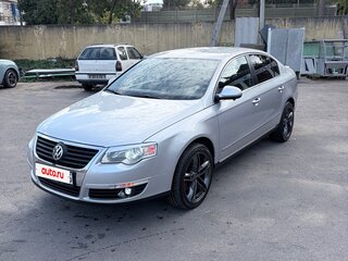2010 Volkswagen Passat B6, серебристый, 900000 рублей, вид 1