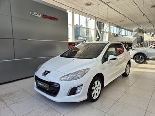 2011 Peugeot 308 I Рестайлинг, белый, 469000 рублей, вид 1