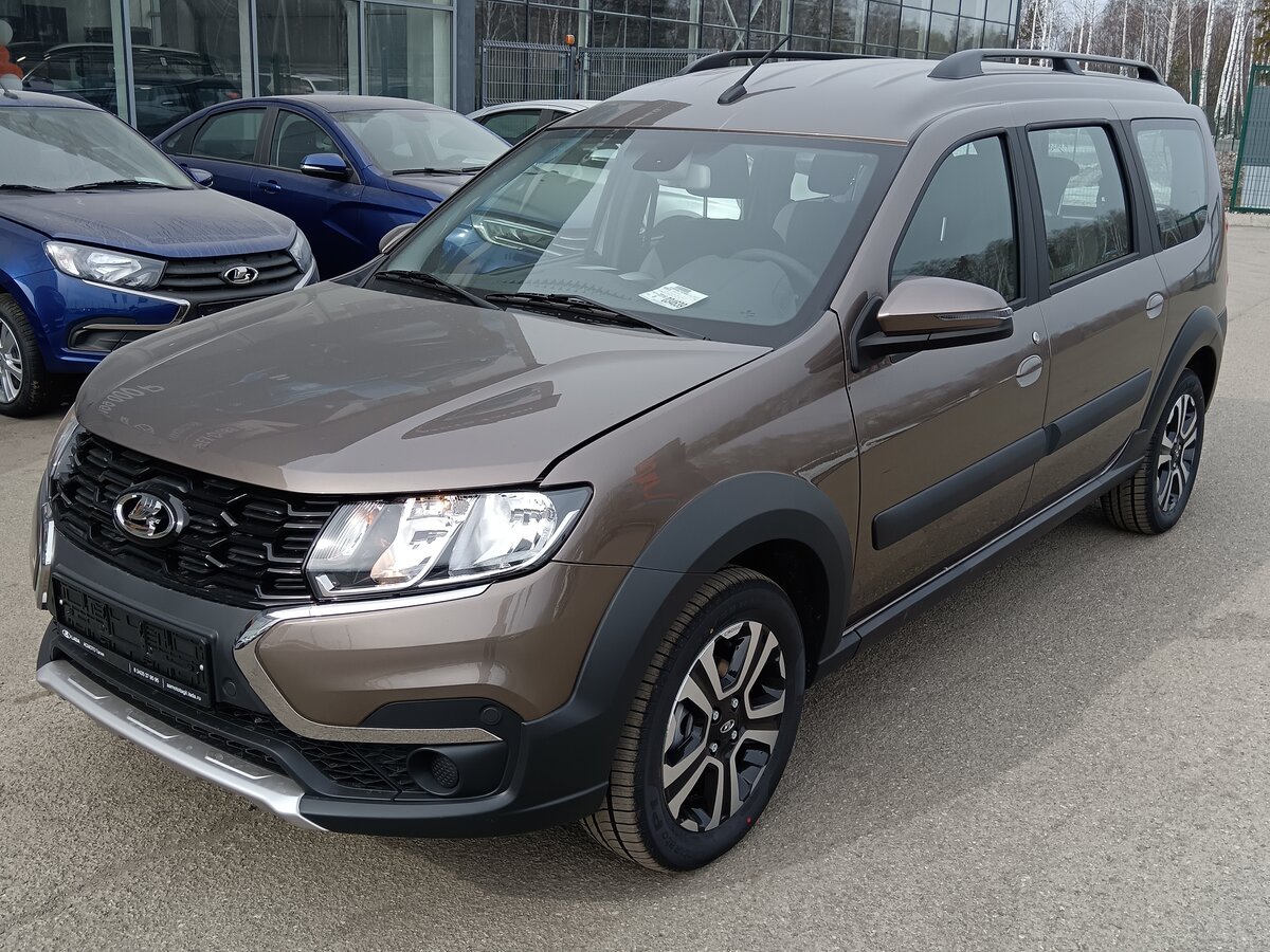Открыть фотографии: Lada (ВАЗ) Largus I Рестайлинг