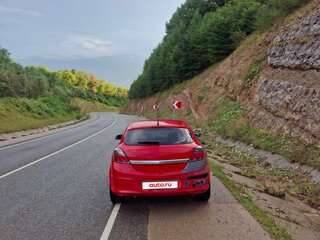 2006 Opel Astra GTC H, красный, 420000 рублей, вид 4