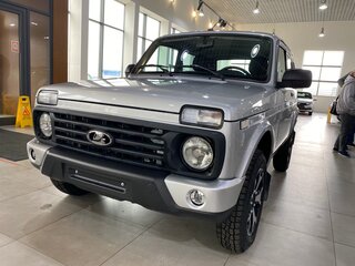 2026 Lada (ВАЗ) Niva Legend I Рестайлинг, серебристый, 1365000 рублей, вид 1