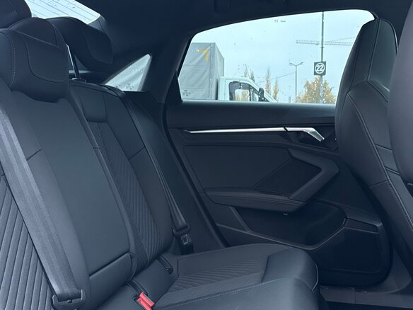 2021 Audi A3 35 TFSI Long IV (8Y), белый, 2980000 рублей - вид 30