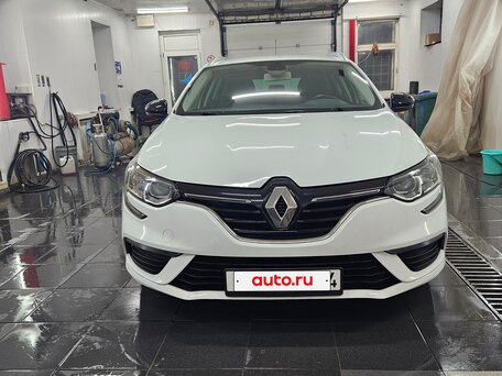 2020 Renault Megane IV Рестайлинг, белый, 1550000 рублей, вид 3