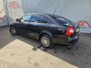 2011 Skoda Octavia II (A5) Рестайлинг, чёрный, 769000 рублей, вид 3