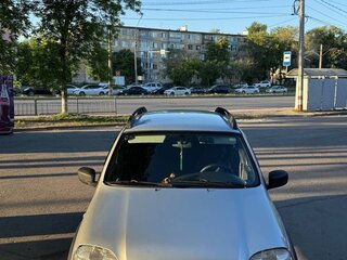 2012 Chevrolet Niva I Рестайлинг, серебристый, 405000 рублей, вид 3