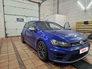 2014 Volkswagen Golf R VII, синий, 2300000 рублей, вид 1