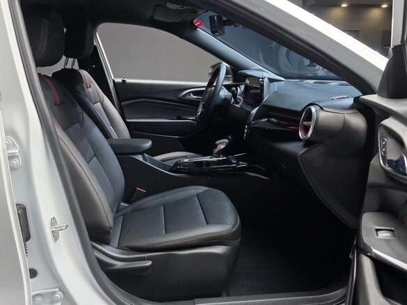 2023 Chevrolet Trax II, белый, 1690001 рублей - вид 18