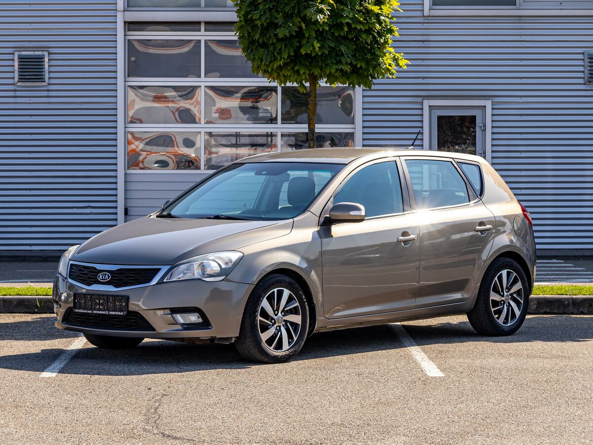 Открыть фотографии: Kia Ceed I Рестайлинг