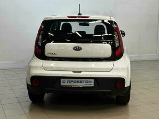 2018 Kia Soul II Рестайлинг, белый, 1310000 рублей, вид 3