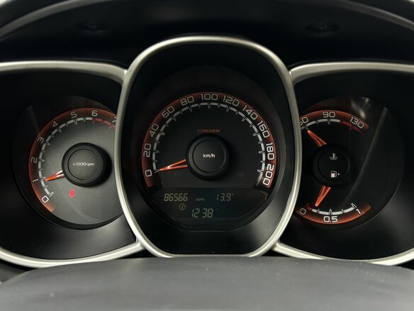2019 Lada (ВАЗ) Vesta SW Cross I, серебристый, 1230000 рублей - вид 19