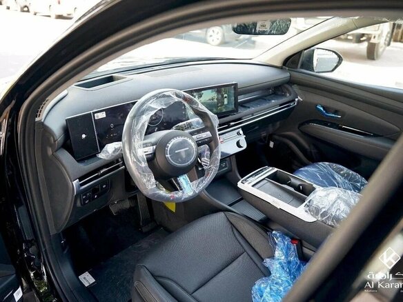 2025 Hyundai Tucson IV Рестайлинг, чёрный, 3500000 рублей - вид 4
