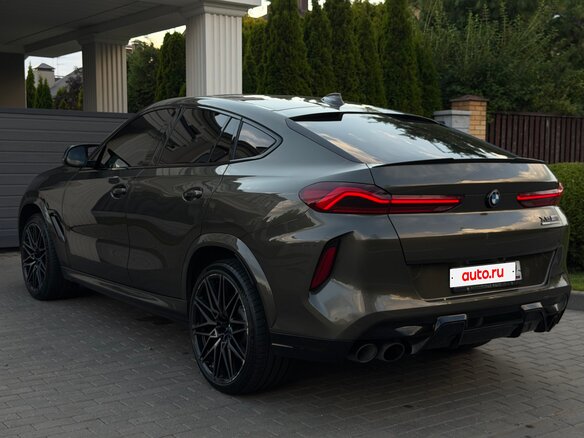 2020 BMW X6 M Competition III (F96), зелёный - вид 2