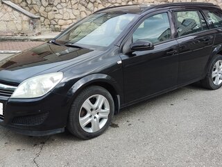 2009 Opel Astra H Рестайлинг, чёрный, 650000 рублей, вид 1