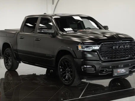 2026 Ram 1500 Crew Cab V Рестайлинг, чёрный, 9750000 рублей, вид 3