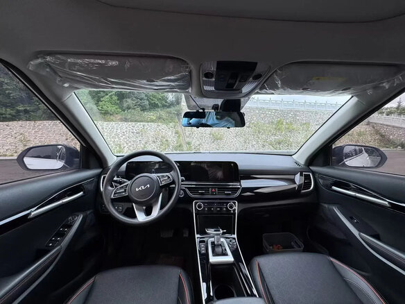 2023 Kia KX3, белый - вид 7