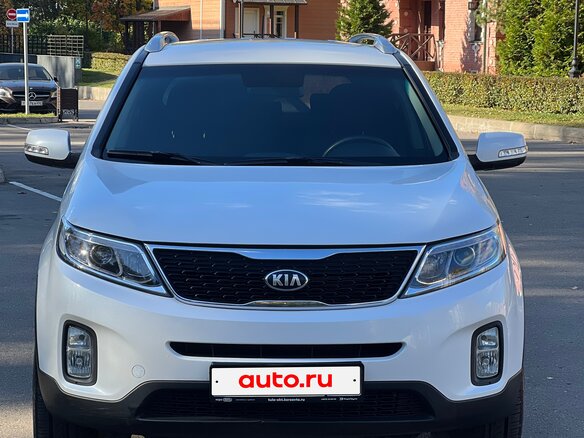 2018 Kia Sorento II Рестайлинг, белый - вид 3