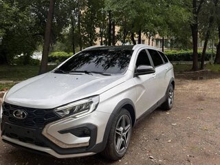 2024 Lada (ВАЗ) Vesta SW Cross I Рестайлинг (NG), серебристый, 2250000 рублей, вид 1