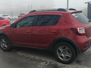 2020 Renault Sandero Stepway II Рестайлинг, красный, 820000 рублей, вид 3
