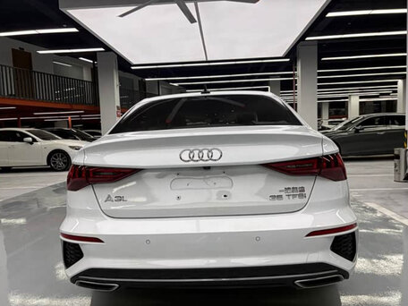 2023 Audi A3 35 TFSI Long IV (8Y), белый, 1745000 рублей, вид 3