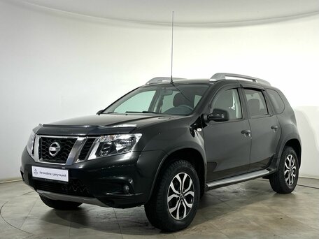 Nissan Terrano III (D10)