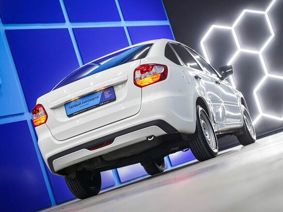 2019 Lada (ВАЗ) Granta I Рестайлинг, белый, 485000 рублей - вид 21