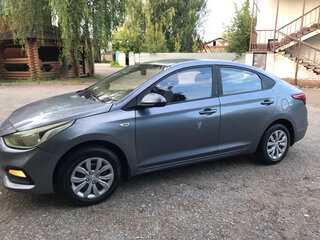 2017 Hyundai Solaris II, серый, 730000 рублей, вид 3