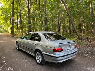 1997 BMW 5 серии 520i IV (E39), серебристый, 430000 рублей, вид 2