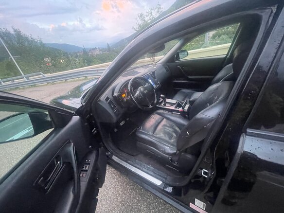 2003 Infiniti FX35 I (S50), чёрный, 950000 рублей - вид 22