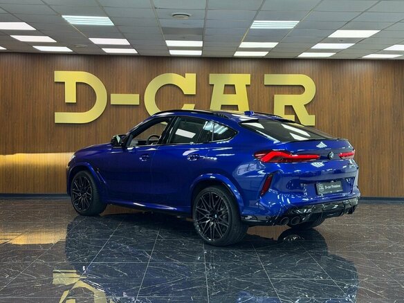 2025 BMW X6 M Competition III (F96) Рестайлинг, синий, 17981660 рублей - вид 3