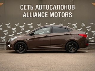 2014 Hyundai Solaris I Рестайлинг, коричневый, 1080000 рублей, вид 4